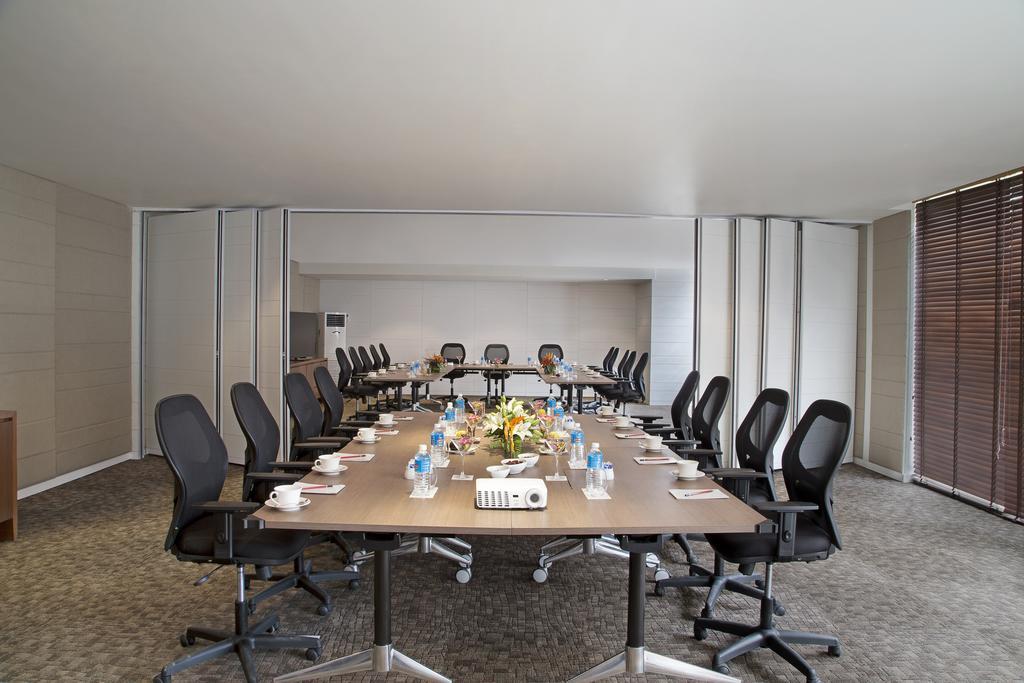 Oakwood Residence Whitefield Bangalore Extérieur photo