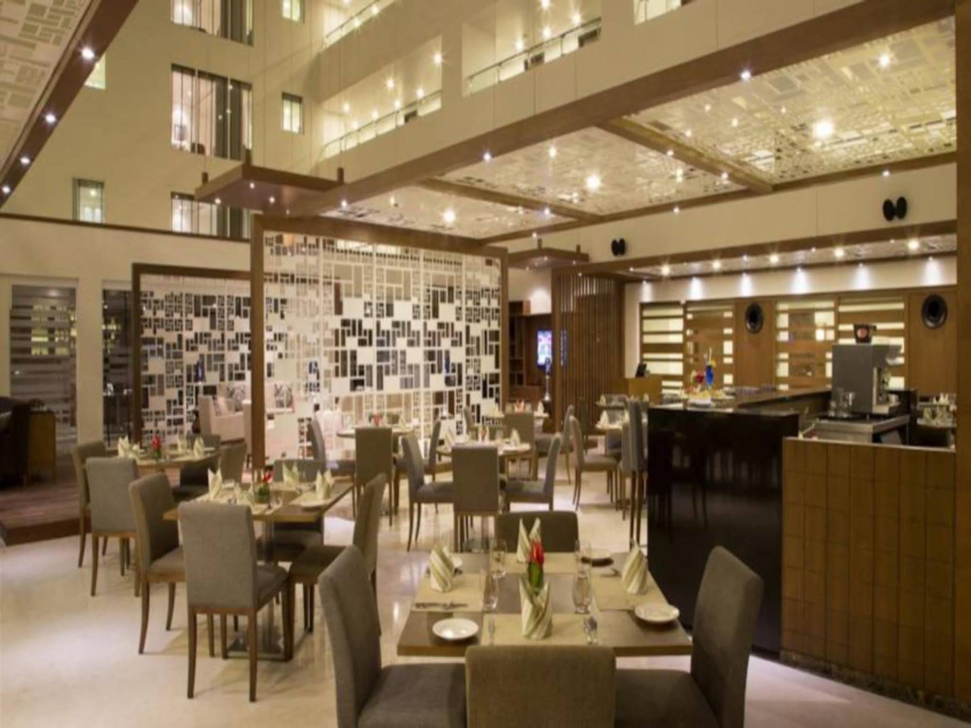 Oakwood Residence Whitefield Bangalore Extérieur photo